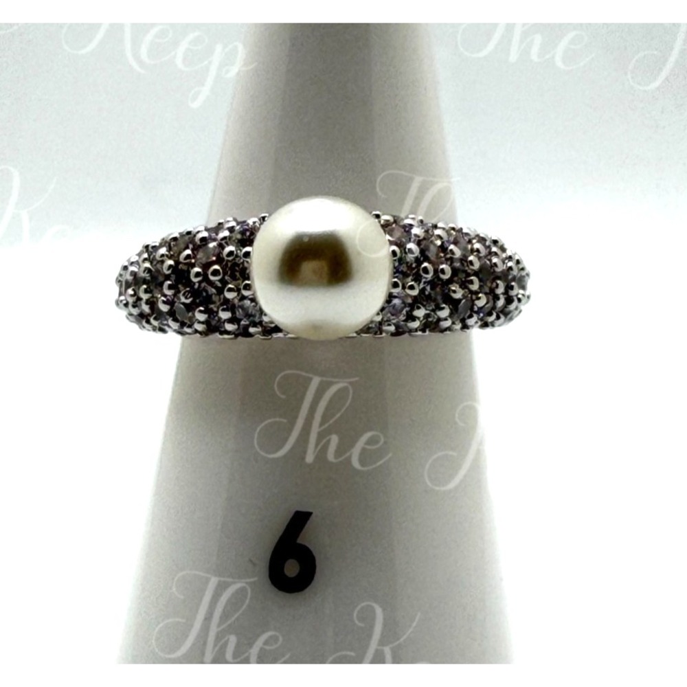 Size 6 Bomb Party June Ring - RG22586 Forever Yours - Ceramic Pearl / Rhodium